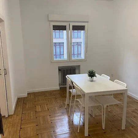 Apartman Amplio En La Arena, 4 Hab Gijón
